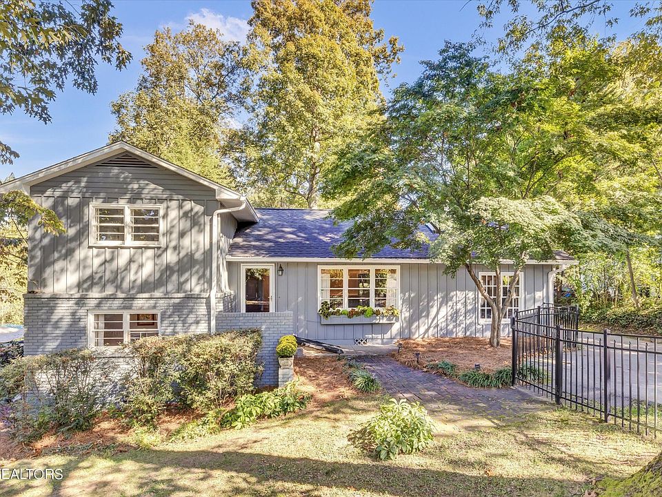1st image of 4146 Forest Glen Dr