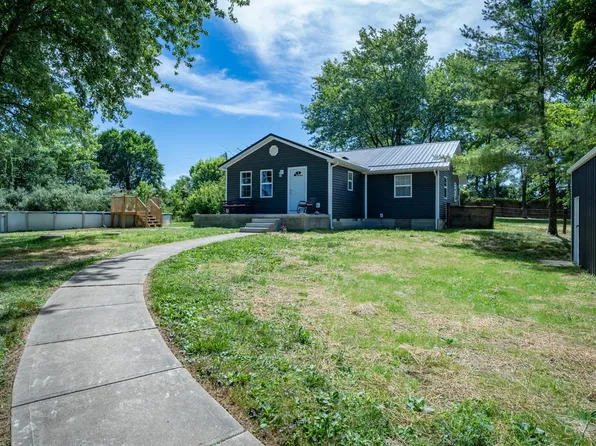 5690 Murray Rd, Hillsboro, OH 45133