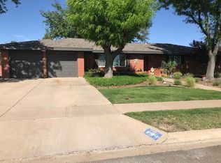 501 Caminito Dr, Roswell, NM 88201