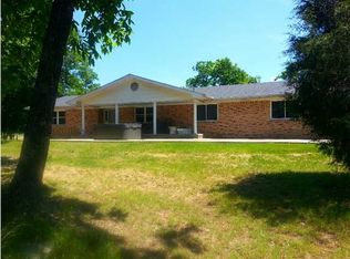 734 Roy Guinn Rd, Pikeville, TN 37367