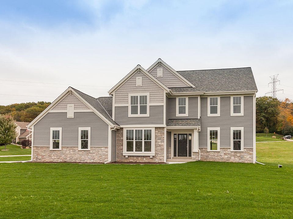 1st image of W220S3931 Crestview Ct