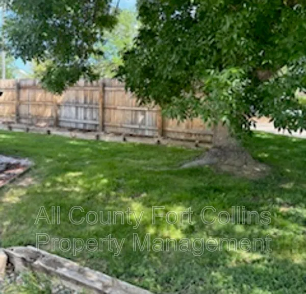 1716 Erin Ct #2 — Photo 17