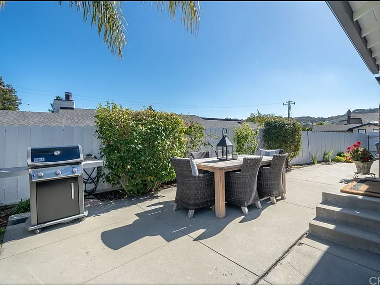 440 Country Club Dr — Photo 24