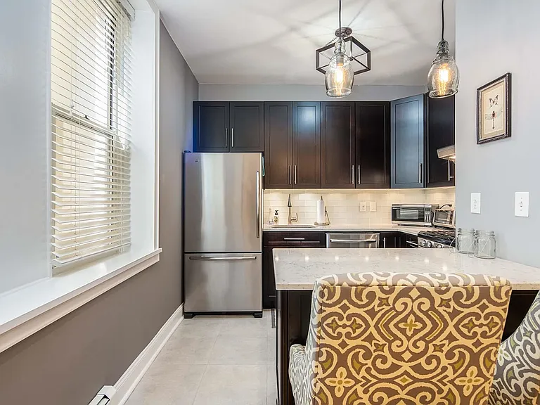 711 Willow Ave #1H — Photo 8
