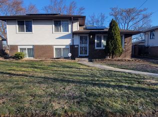 6546 107th St, Chicago Ridge, IL 60415