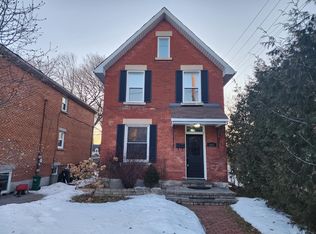 334 Dovercourt Ave #1, Ottawa, ON K2A4A3