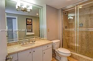 4th image of 1800 NE 114th St APT 401