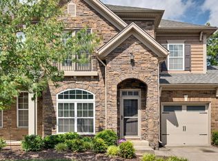 2045 Traemoor Village Dr, Nashville, TN 37209