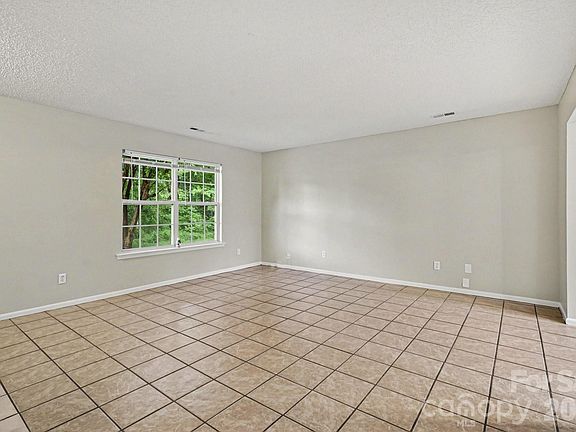 4th image of 10346 Cannarti Dr