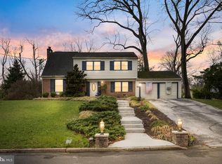 471 Buttonwood Ln, Cinnaminson, NJ 08077