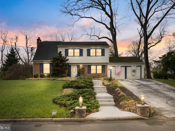 471 Buttonwood Ln, Cinnaminson, NJ 08077