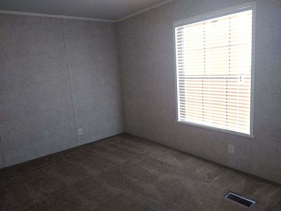 5th image of 1250 Paree St #606