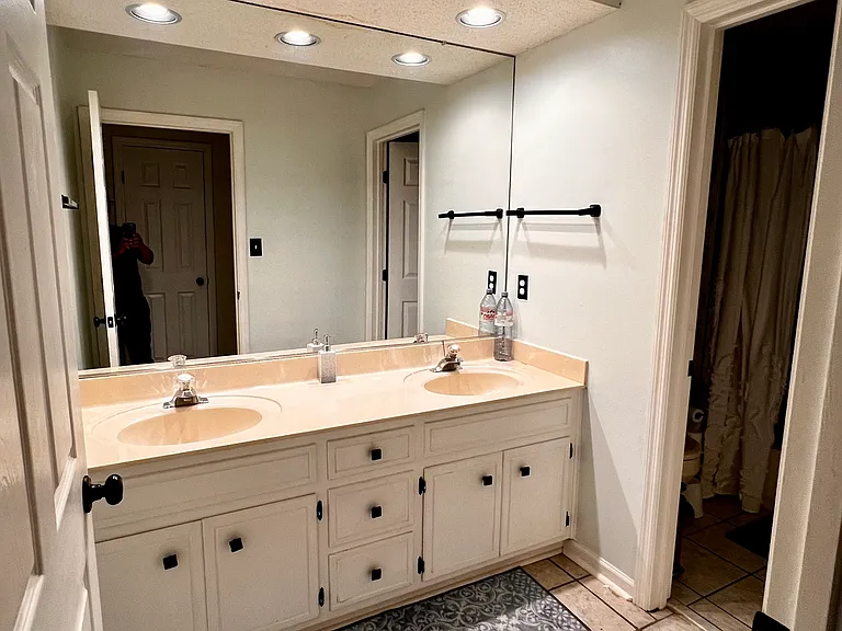 611 Chandler Ct — Photo 13