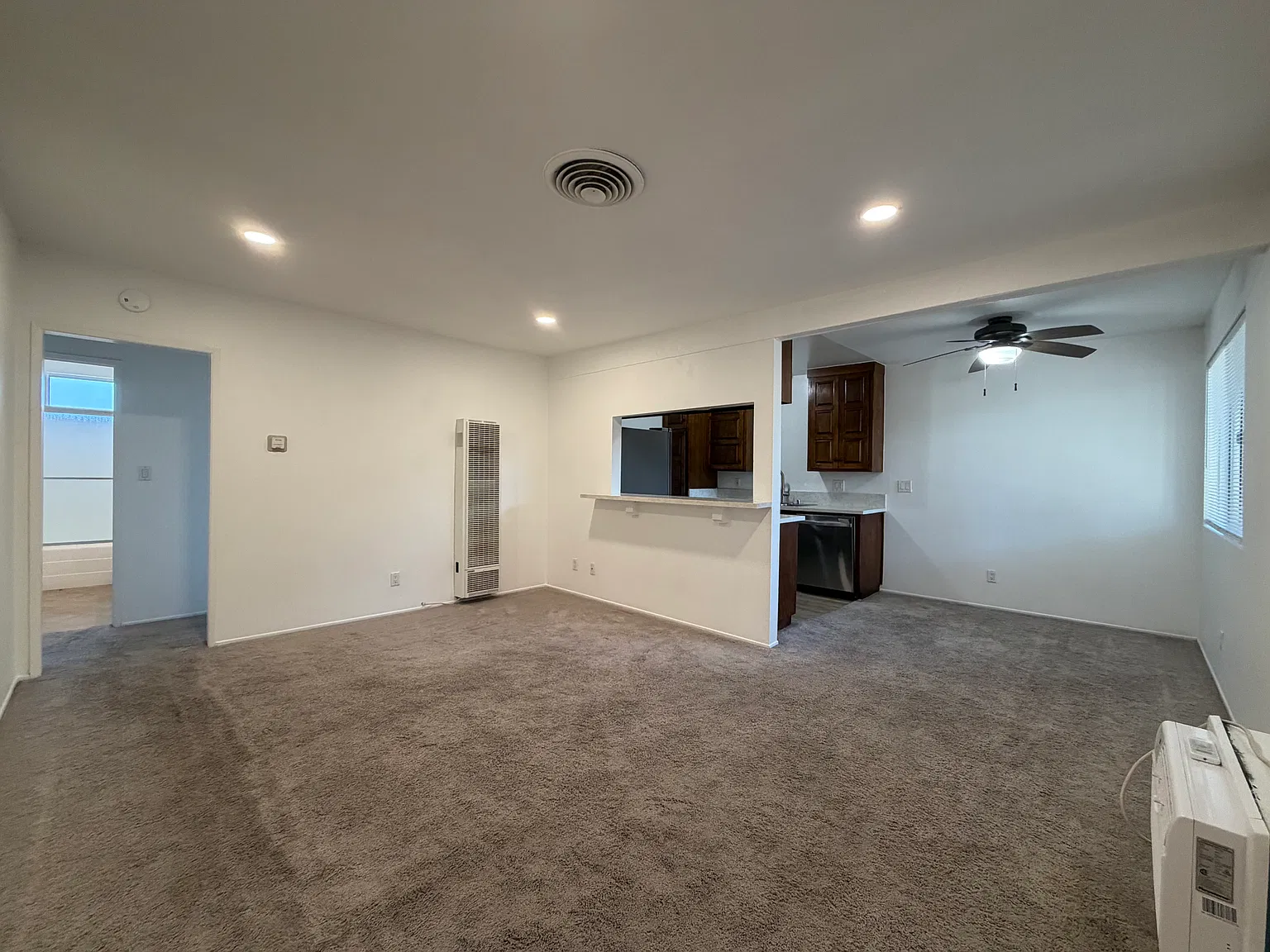 2 bed, 806 sqft, $2,395 — Photo 1