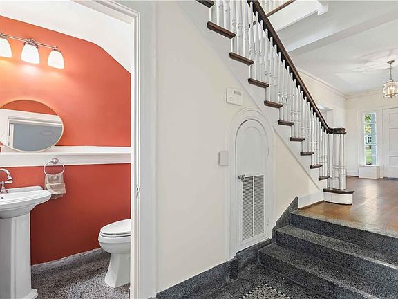 5th image of 1256 W 59th St