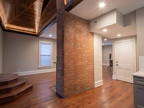 3rd image of 424 Tusculum Ave