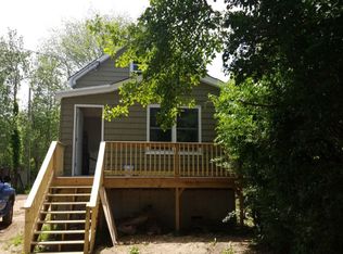 581 Beacon Ave, Lindenhurst, NY 11757