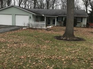 240 Old Oak Dr, Cortland, OH