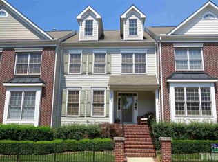 2307 Saint Pauls Sq, Raleigh, NC 27614