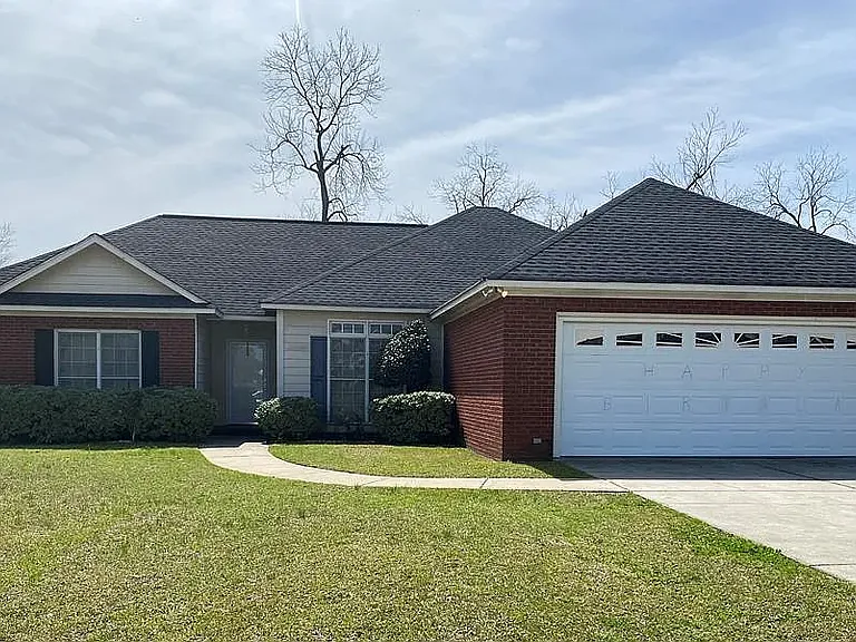 3114 Savannah Ln — Photo 2