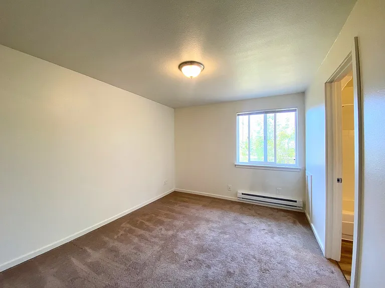 North Highland Court — Photo 24