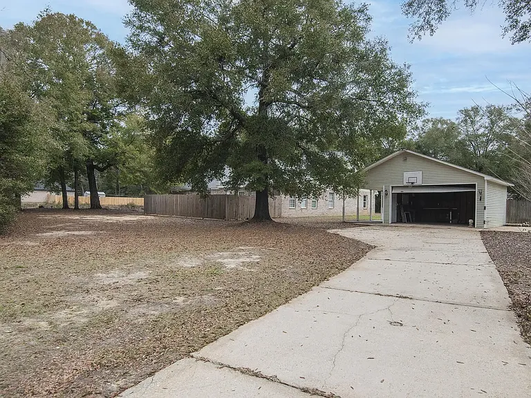 5561 Cottonwood Dr — Photo 9