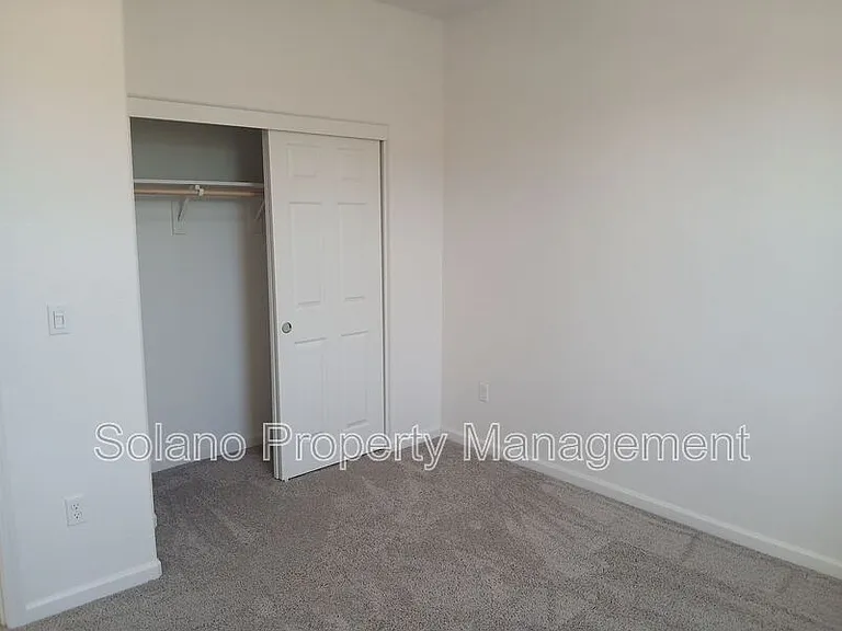 938 Fruit Stand Cir — Photo 39