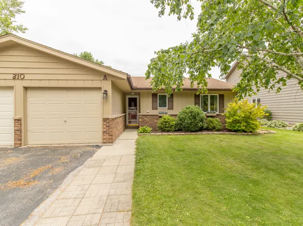 210 Clinton St #A, Lowell, IN 46356