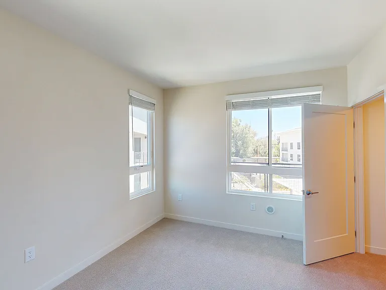 North Grove — Photo 170