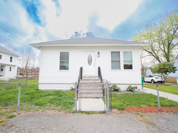 54 Hadley St, Lowell, MA 01851