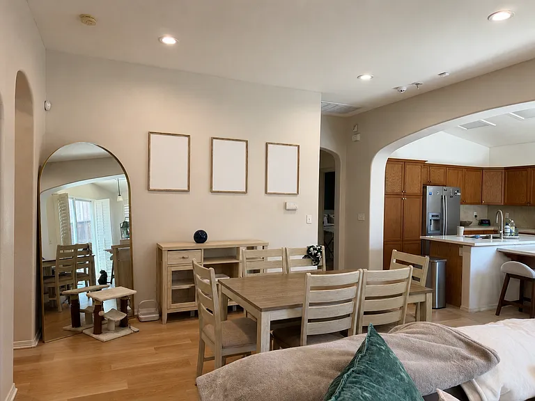 4094 W Fig Tree Ln — Photo 4