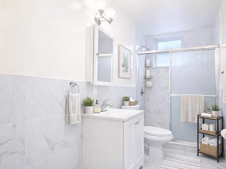 5114 Hudson Ave #7 — Photo 5