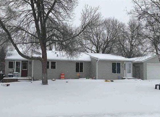1st image of 901 12th Ave N