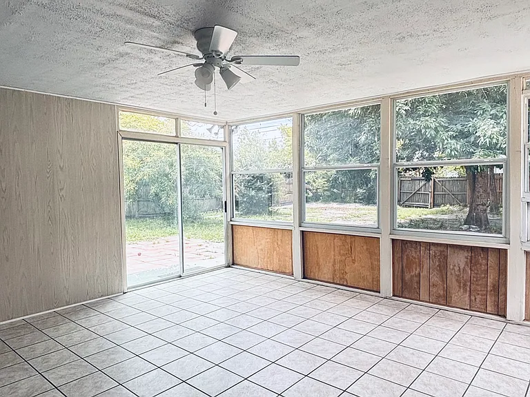 Florida room viewing backyard