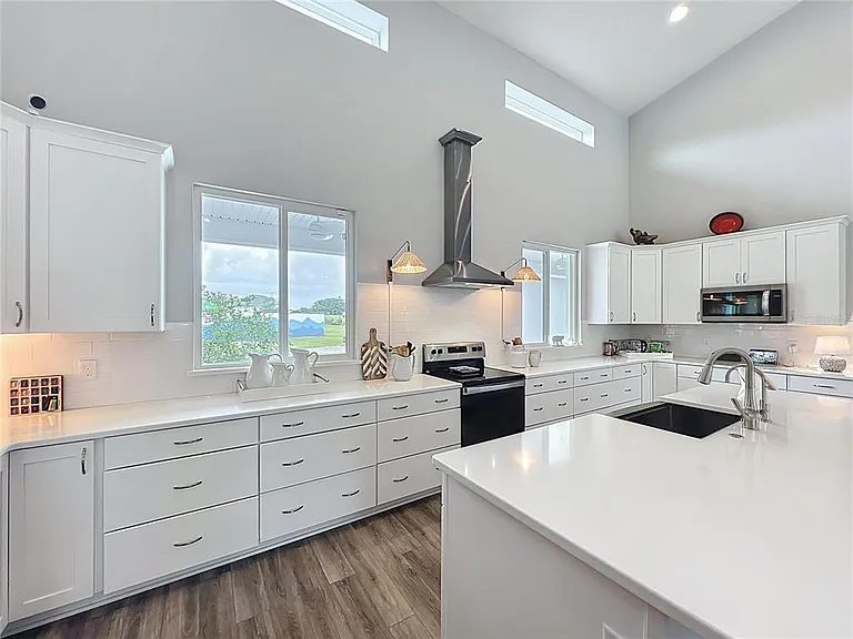 10224 Bay Lake Rd — Photo 12