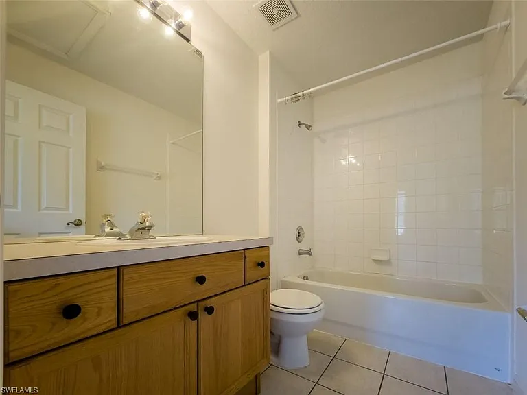 2332 Silver Palm Dr — Photo 22