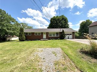 2045 Martha St, New Castle, PA 16101