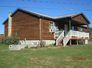 1046 Hileman Rd, Bruceton Mills, WV 26525