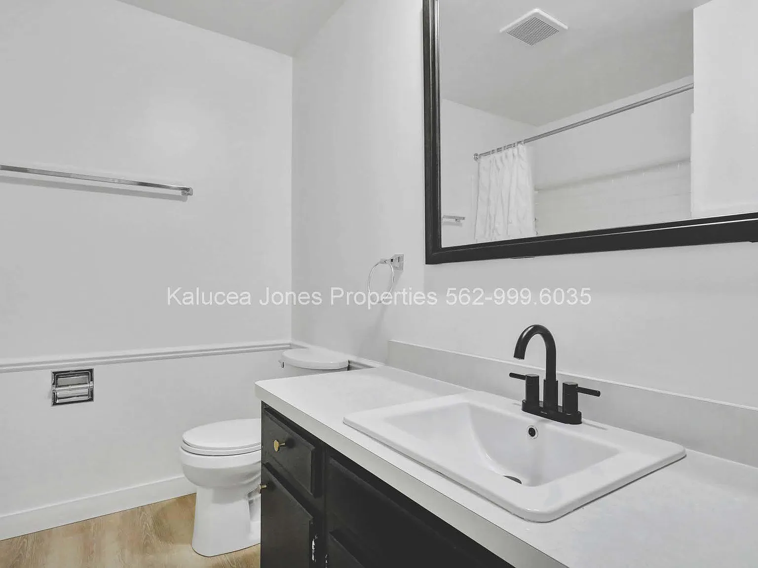 2 bed, 1.5 bath, 1200 sqft, $1,595 — Photo 4