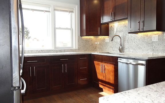 3rd image of 4237 Atlantic Ave