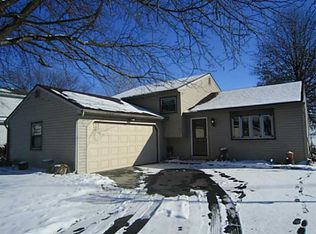 234 Chantilly Rue, Northwood, OH 43619