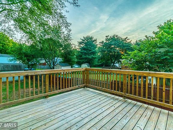 5th image of 14270 Silverdale Dr