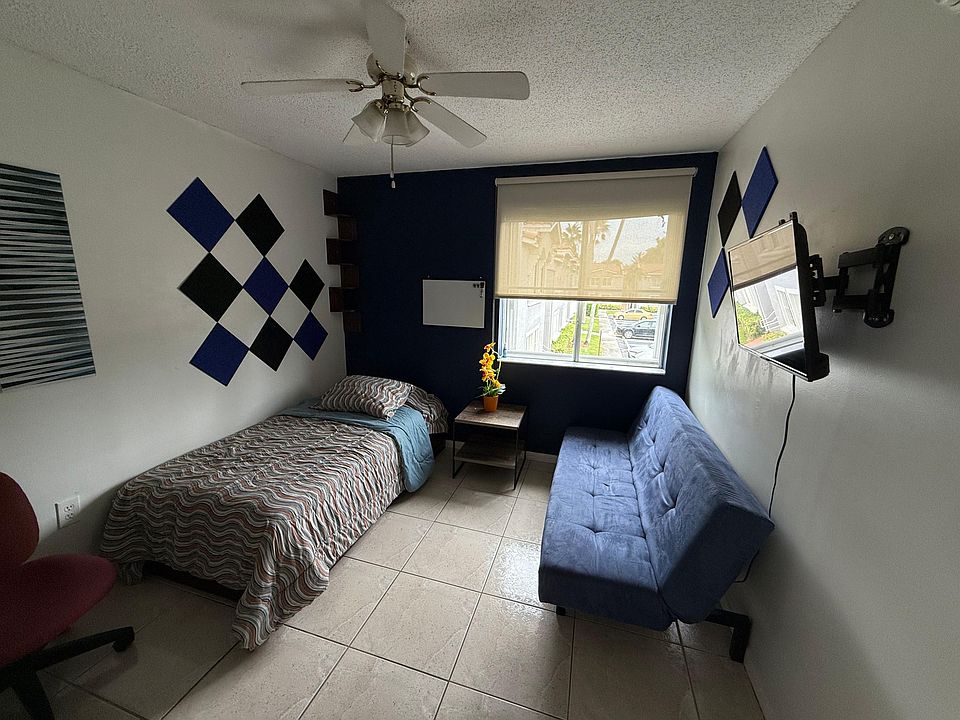 1st image of 4764 NW 114th Ave Unit 202