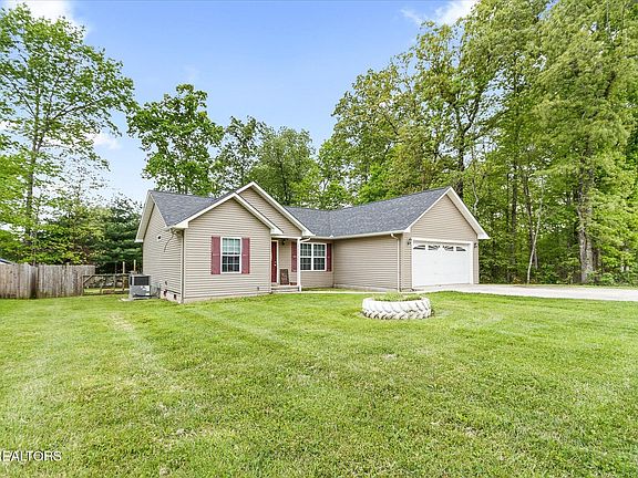 4th image of 2050 Tecumseh Ln