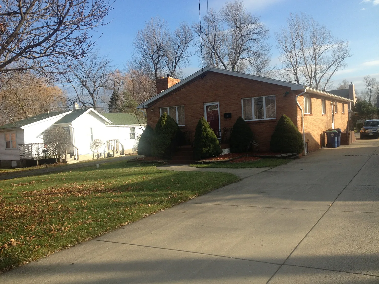 4841 Harlem Rd photo 1