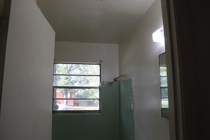19 Exeter Dr — Photo 18