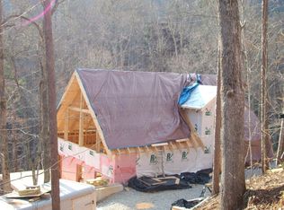 7 Davis Rd, Bryson City, NC 28713