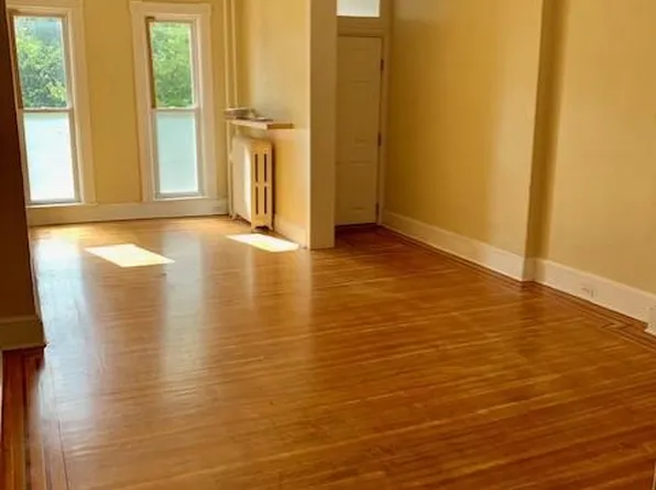 52 E 26th St, Baltimore, MD 21218