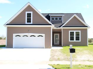 625 Millbrooke Cir, Elizabeth City, NC 27909