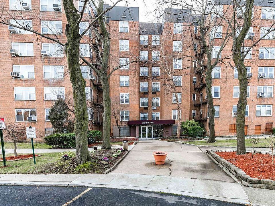 1st image of 20915 18th Ave APT 6K